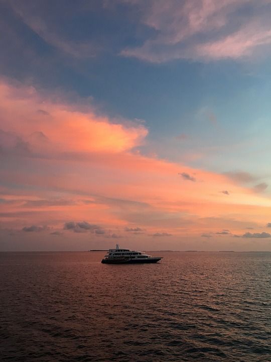 夕阳 大海 红色