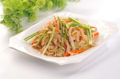 炒粉 香葱 胡萝卜丝 美食 小吃 早餐 扁粉 清单可口 食物