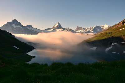 巴克普 湖 清晨 山地景观 自然 首脑 Finsteraarhorn
