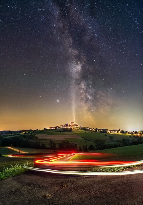 星系 夜晚 灯 银河 星空 黑暗的 星星 宇宙 汽车 交通