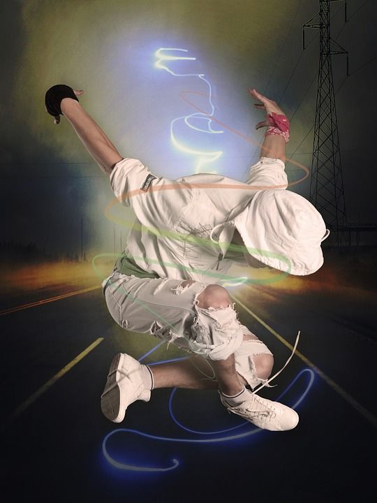 嘻哈（音乐 舞蹈家 男性 年轻 男孩 凉爽的 风格 现代的 运动