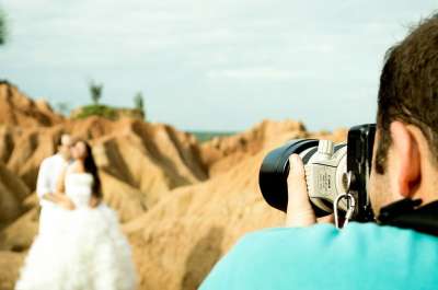 沙漠婚礼 婚纱摄影 婚纱照 冒险婚礼 沙漠 摄影 庆祝 庆典