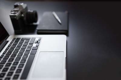 Macbook 笔记本电脑 计算机 技术 记事本 钢笔 相机 摄影