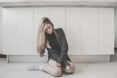 肖像 脸 眼睛 模型 头发 金发女郎 女士 看 摄影 感性的
