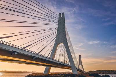 桥 日落 结构 黄昏 河 水 暮 晚上 地标 城市的 建造