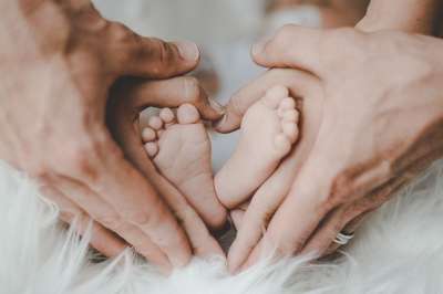 婴儿脚 脚 婴儿 爱 家庭 心 手 婴儿摄影 新生儿 脚趾
