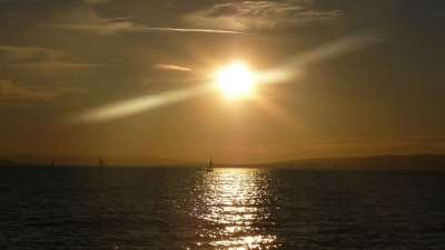 日落 晚上的气氛 太阳 傍晚的天空 黄昏 浪漫的 太阳和大海