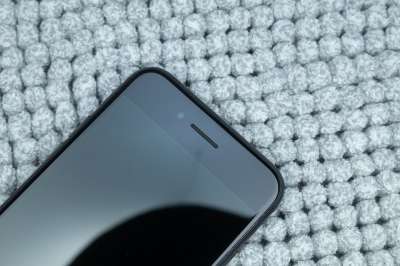 捐款使我不断前进 智能手机 屏幕 电话 移动的 Iphone 苹果