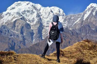 喜马拉雅山 尼泊尔 女士 时尚 旅行 背包 背包客 游客 女孩