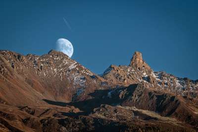 月亮 玛雅山 山 天空 景观 月光 日落 陨石坑 夜晚 自然