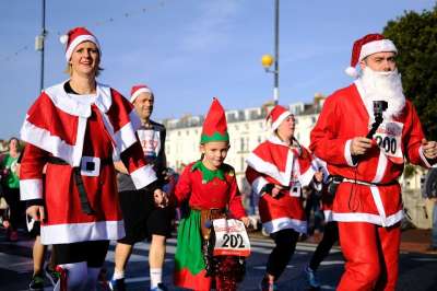 圣诞老人 Santarun 圣诞节 红色的 胡须 克劳斯 男人