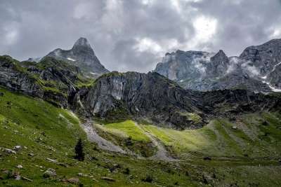 山 阿尔卑斯山 景观 自然 瑞士 天堂 全景 远足 云 首脑