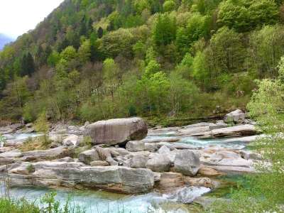 自然 水域 景观 山 流动 巴耶韦尔扎斯卡 瑞士 意大利
