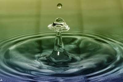 高速摄影 水 水滴 水游戏 水中倒影 反射 溅 湿的 清除