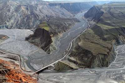 自然 旅行 勘探 户外 红山大峡谷 鸟瞰视图 峡谷 新疆 新疆