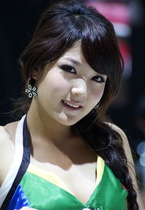 女人 肖像 美女 微笑 性感