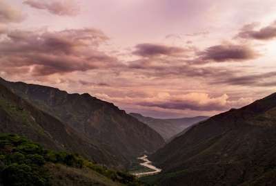 峡谷 桑坦德 河 自然 风景秀丽的 景观 旅行 地质学 山