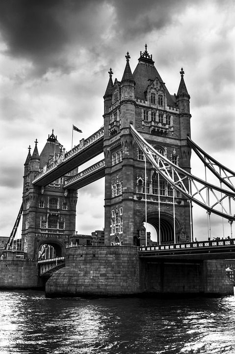 塔桥 桥 河 伦敦 地标 泰晤士河 结构 英国 水 旅游