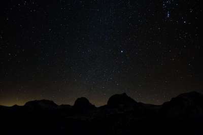 星空 星星 山 长期接触 傍晚的天空 瑞士 Gurnigel 夜空