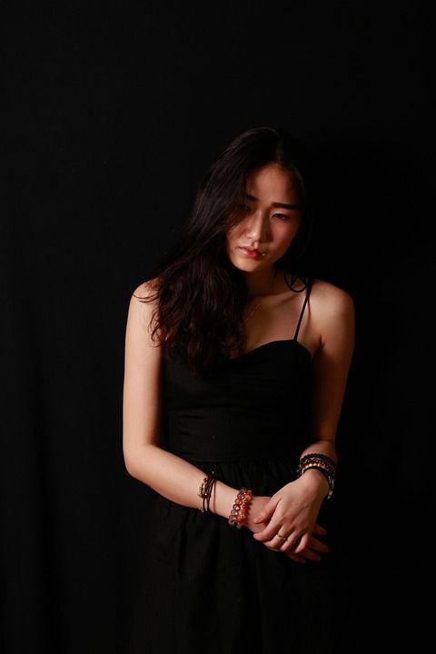 美女 人像 人物 型号 时尚