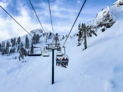 滑雪 雪 冬天 寒冷的 单板滑雪 户外 自然 山 冰 滑雪者