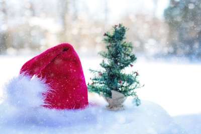圣诞老人的帽子 雪 冬天 圣诞节 圣诞老人 帽子 快乐的 假期