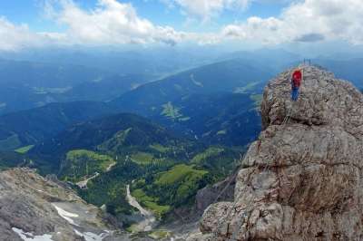 通过铁口 风险 攀爬 山 景观 冒险 登山者 性质 阿尔卑斯山