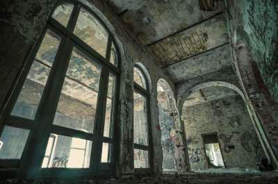 城市的 Urbex 失落的地方 弃 衰变 忘记了 老的 毁了