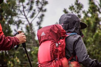 背包 远足 徒步旅行 走 山 阿尔卑斯山 自然 景观 踪迹