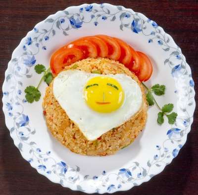 食物 韩国料理 米煎鸡蛋 营养 美味的 食品 一个餐厅 美食家