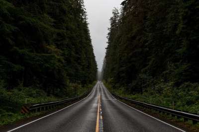 沥青 高速公路 景观 山 看法 路 旅行 黑色旅行 黑风景