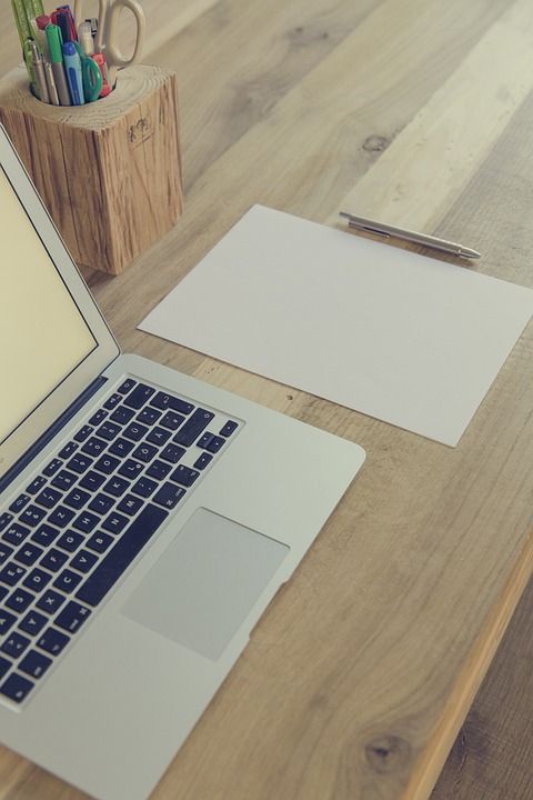 城市 新城市 潮人 办公室 笔记本电脑 Macbook 笔记本