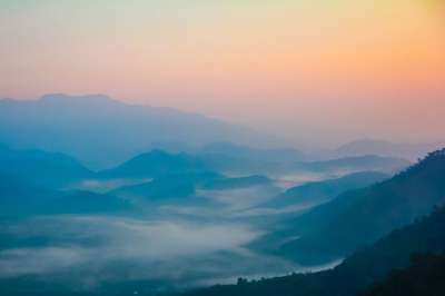 山 日落 冒险 景观 山顶 泰国 勿洞 爬山 亚拉 蓝色落日