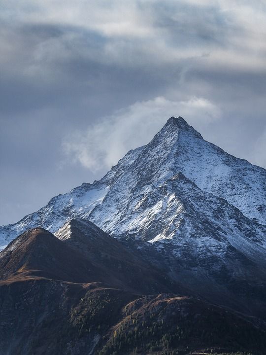 高山 首脑 景观 自然 山 全景 雪 登山 天空 看法 实行