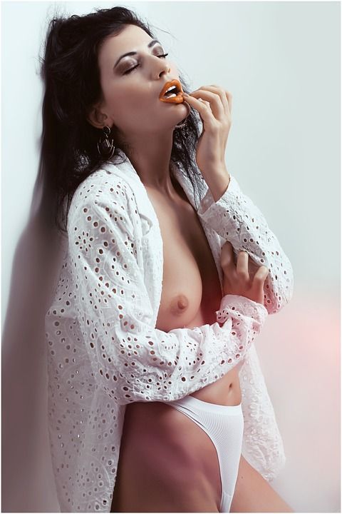 艺术 裸体 女士 色情 感性的 成人 时尚 女性 性别 性感的