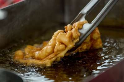 漏斗蛋糕 热油 烹饪 节日 厨师 热 准备 胖的 不良 美食家