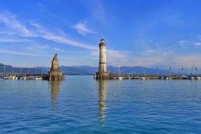 林道 德国 康斯坦茨湖 灯塔 水港 港口 湖 港湾入口处