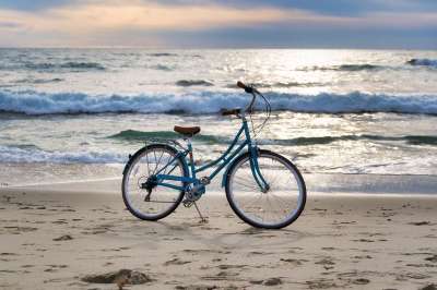 海 海滩 水 海洋 沙 自行车 自然 旅行 积极的 流浪