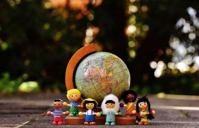 不同国籍 孩子们 人们 地球 全世界 人物 木头 游戏人物 木偶