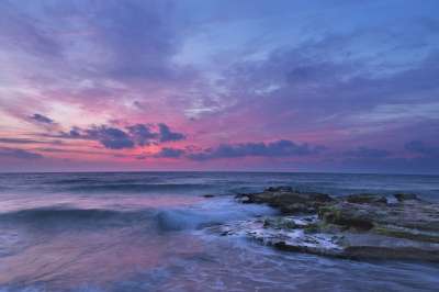 自然 景观 水 海洋 海 波浪 溅 支撑 岩石 天空 云