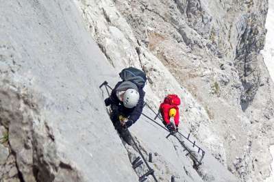 山 返回页首 性质 景观 冒险 舞台 高度 岩 阿尔卑斯山
