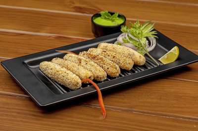 盘子 一顿饭 食物 美食 食品和饮料行业 美国食物 亚洲食品