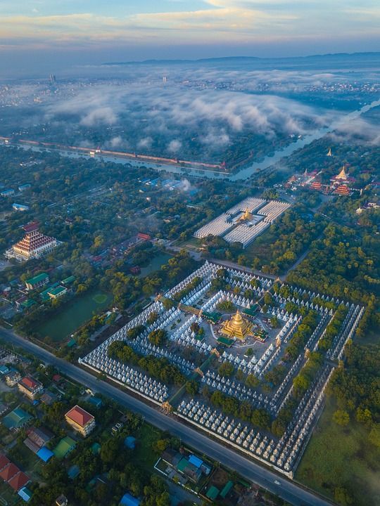 城市 宝塔 寺庙 地标 旅游景点 历史性 历史的 鸟瞰图 风景