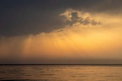 云 海 日落 雷雨 晚上的气氛 暮 阳光