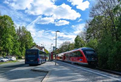 铁路 车站 火车 公共汽车 交通 运输 德国铁路 于东 去旅行