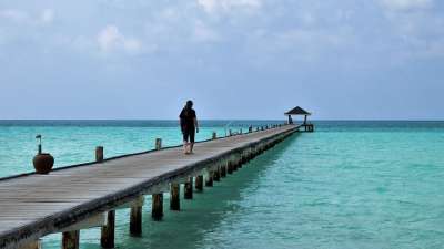 码头 天堂 马尔代夫 蓝色的水 海滩 海洋 海岸 热带 舞台