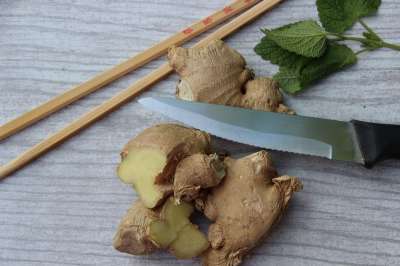 姜 姜根 调味料 锋利的 亚洲美食 自然疗法 安贝 营养 食物