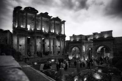 Celsus 图书馆 以弗所 火鸡 废墟 地标 历史性 黑和白