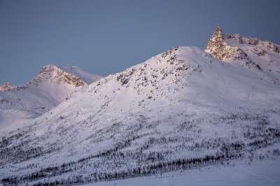山 雪 白色的 日落 首脑 冬天 景观 自然 高的 户外
