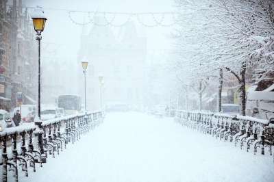 雪 冬天 白色的 寒冷的 天气 冰 自然 城市的 城市 车